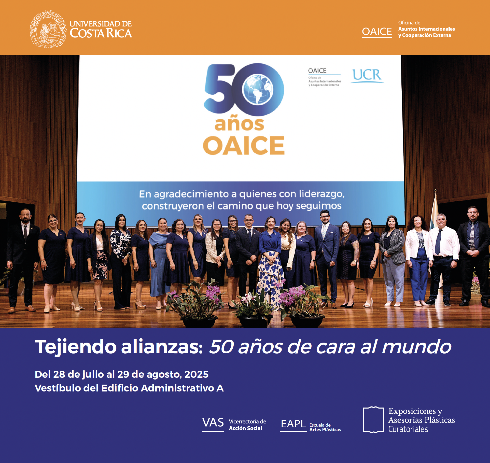 Fotografía de equipo del 50 Aniversario de la OAICE
